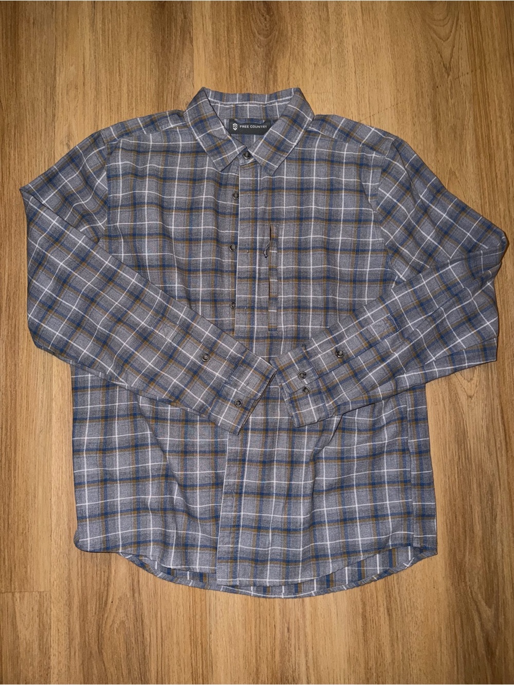 Free Country Men's Blue and Yellow Plaid Button-Up Shirt